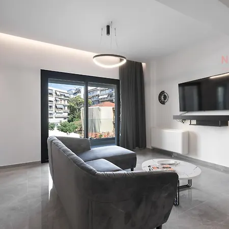 8, Nilie Hospitality Mgmt *