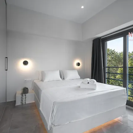 8, Nilie Hospitality Mgmt * סלוניקי